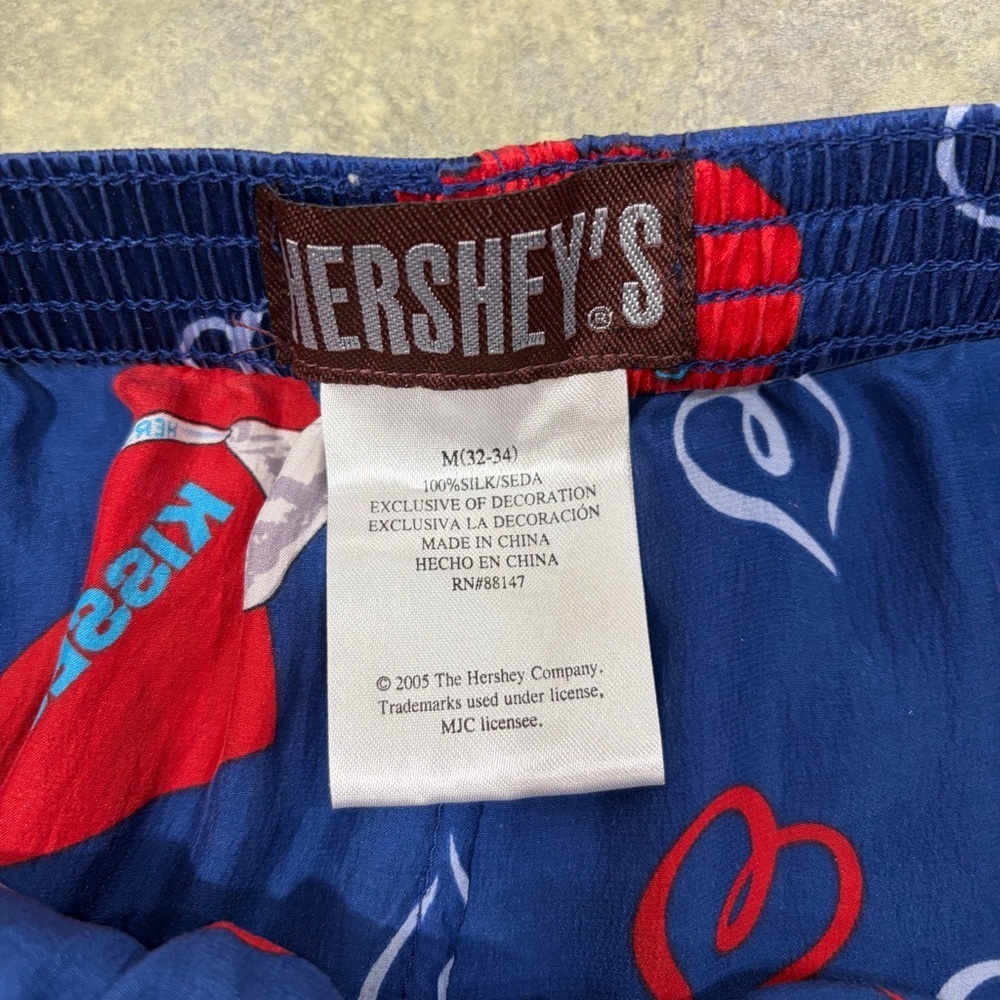 Luxury 100% Silk Mens Boxer Blue Hersey’s Sz M Vintage Cute Holiday Romantic - Picture 5 of 8